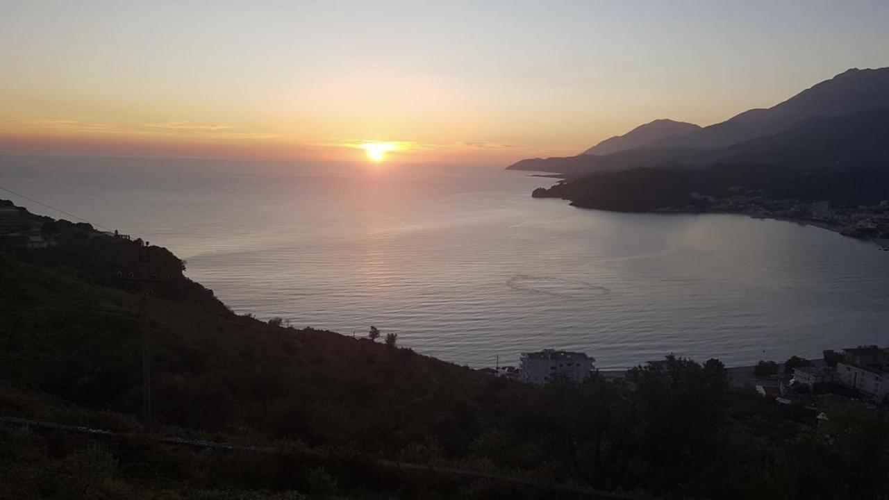 George Hotel Rooms&Suites Himare Exterior photo